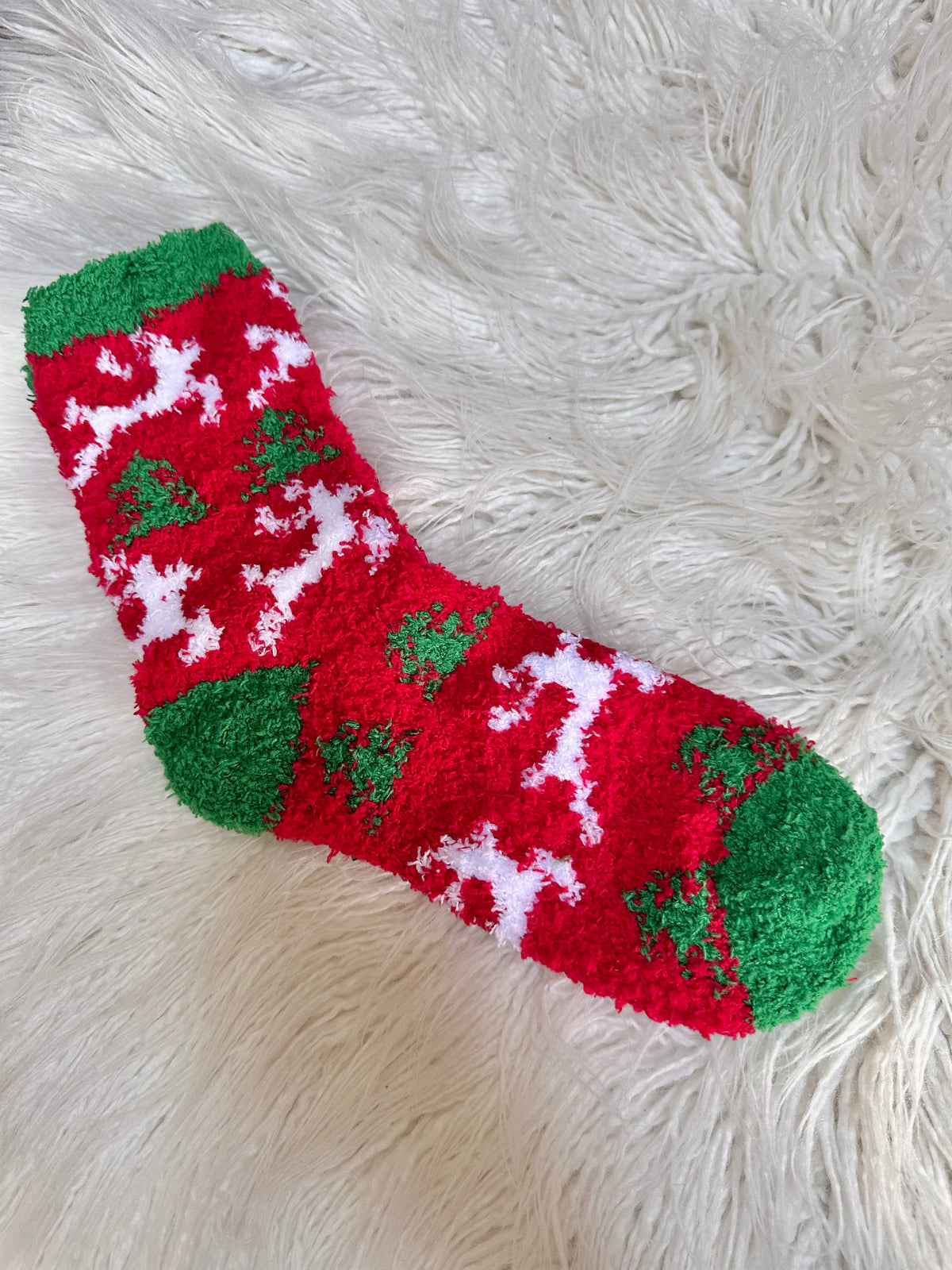 Fluffy Christmas Socks 🎅🏻🎁🌟