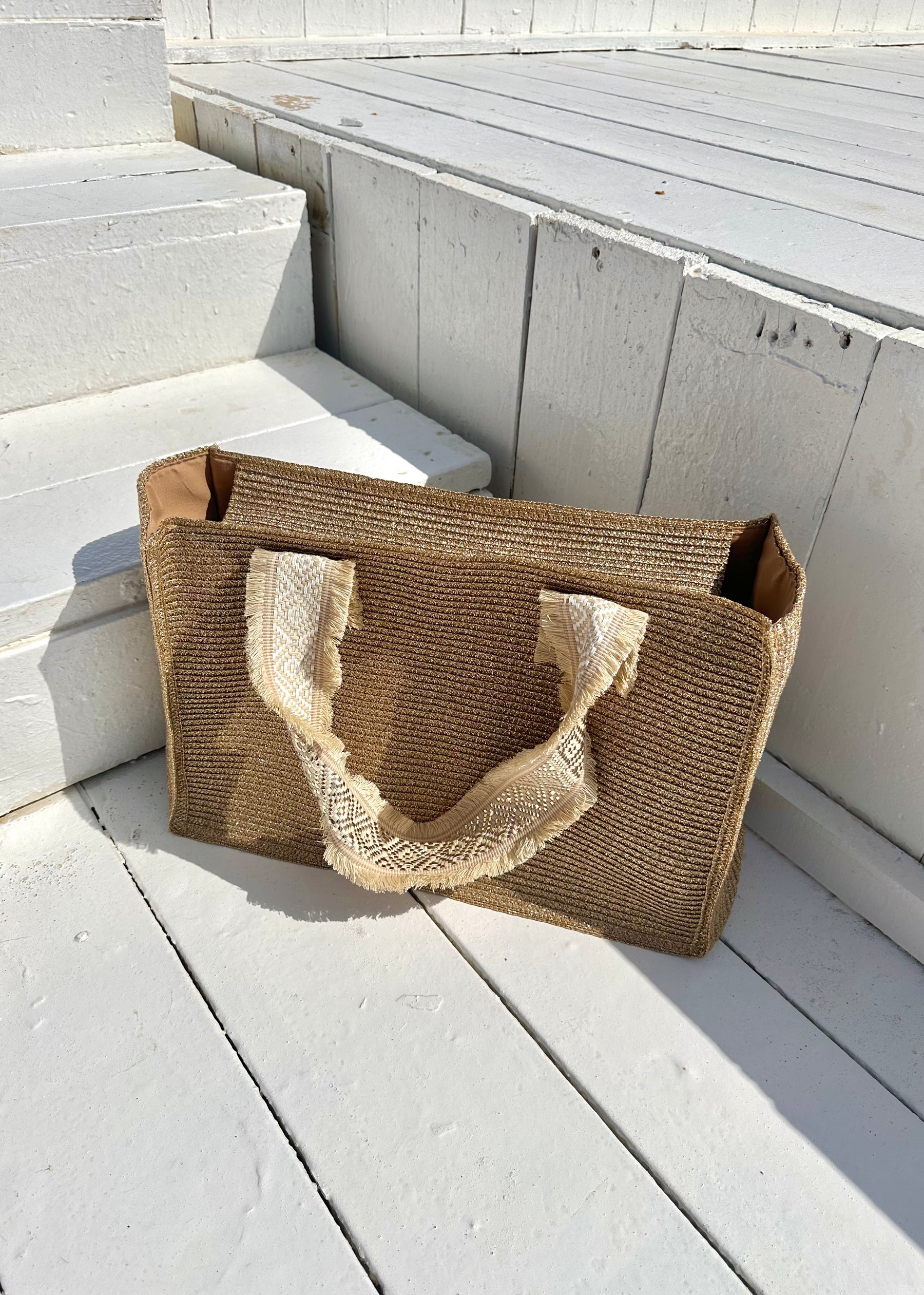 Elinda Straw Bag