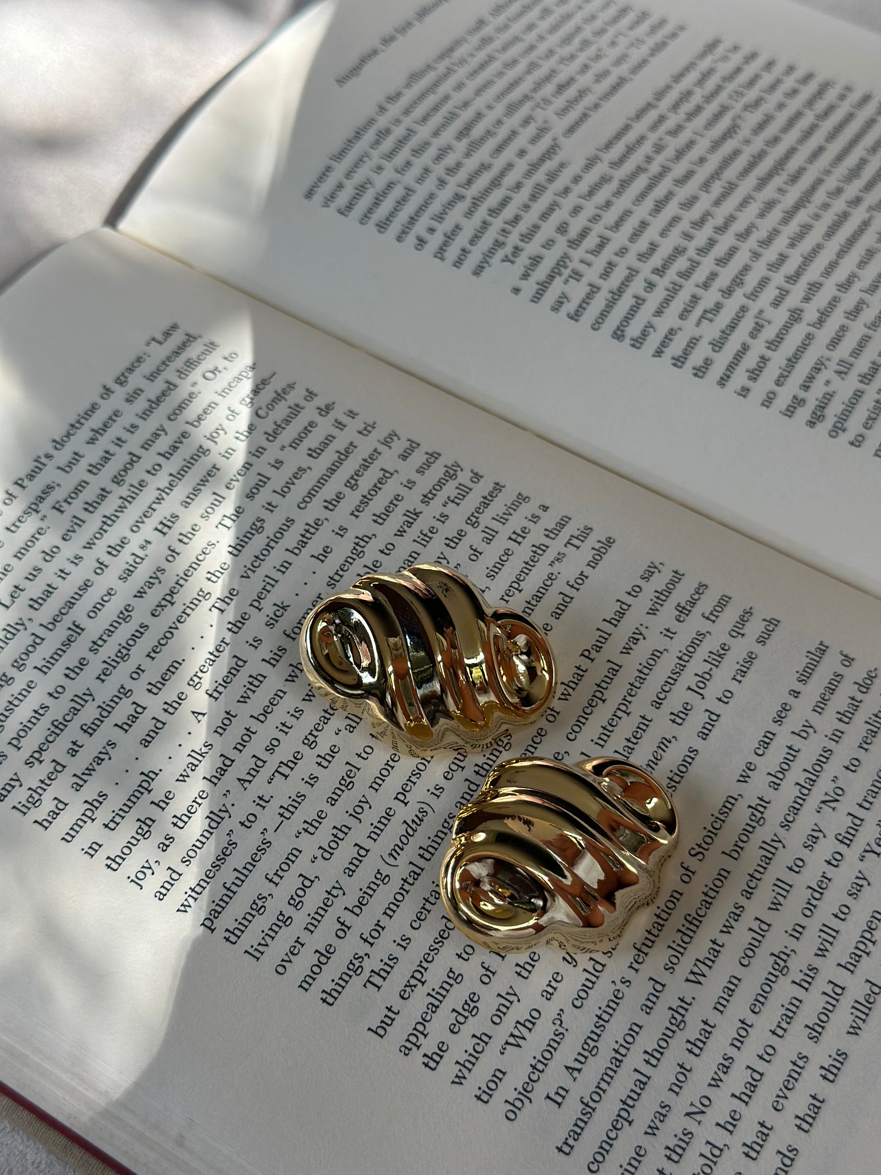 Tiana Earrings