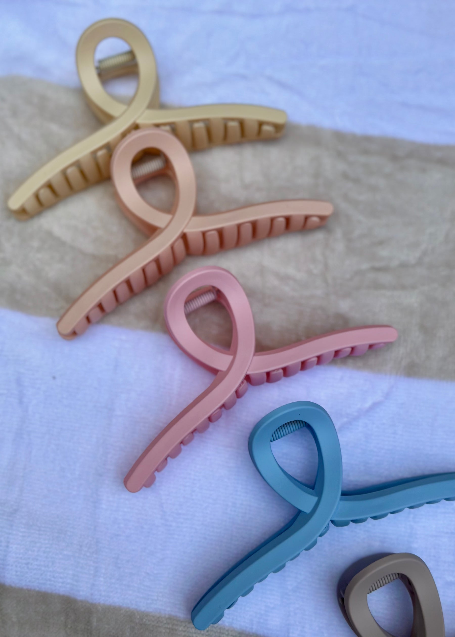 Samantha Hair Clip