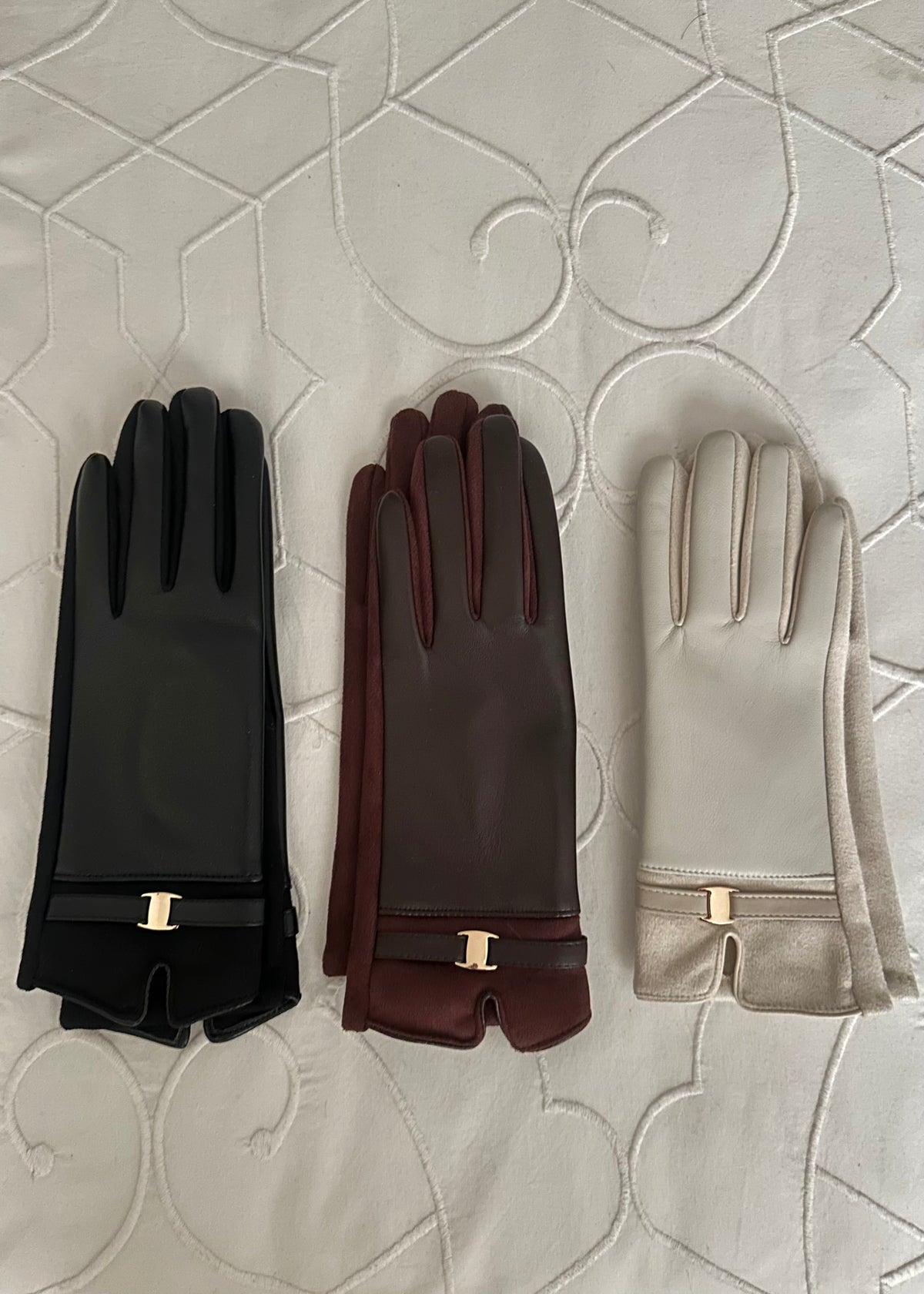Elizabeth Suede Gloves