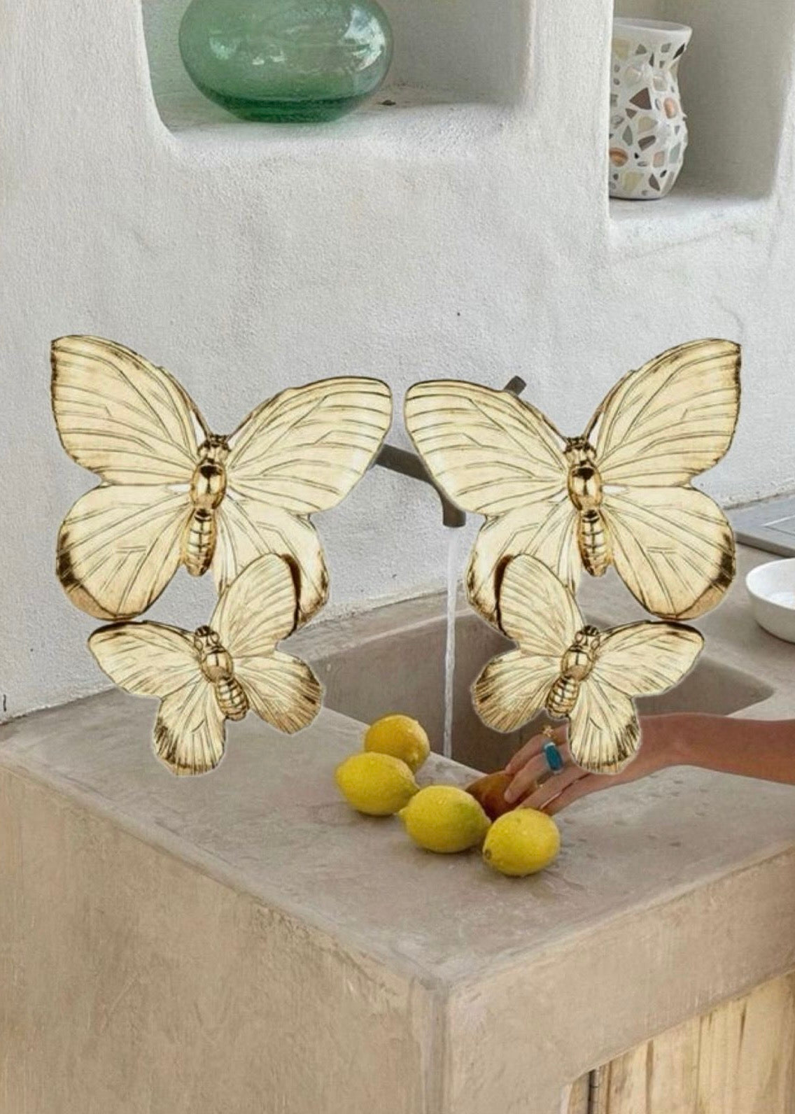 SAAMU LH Butterfly Earring main image 1