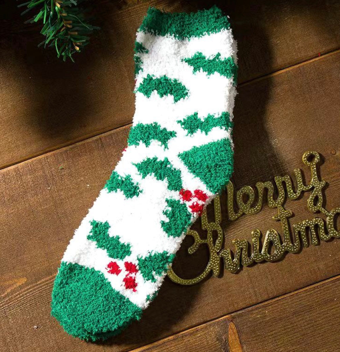 Fluffy Christmas Socks π
π»ππ