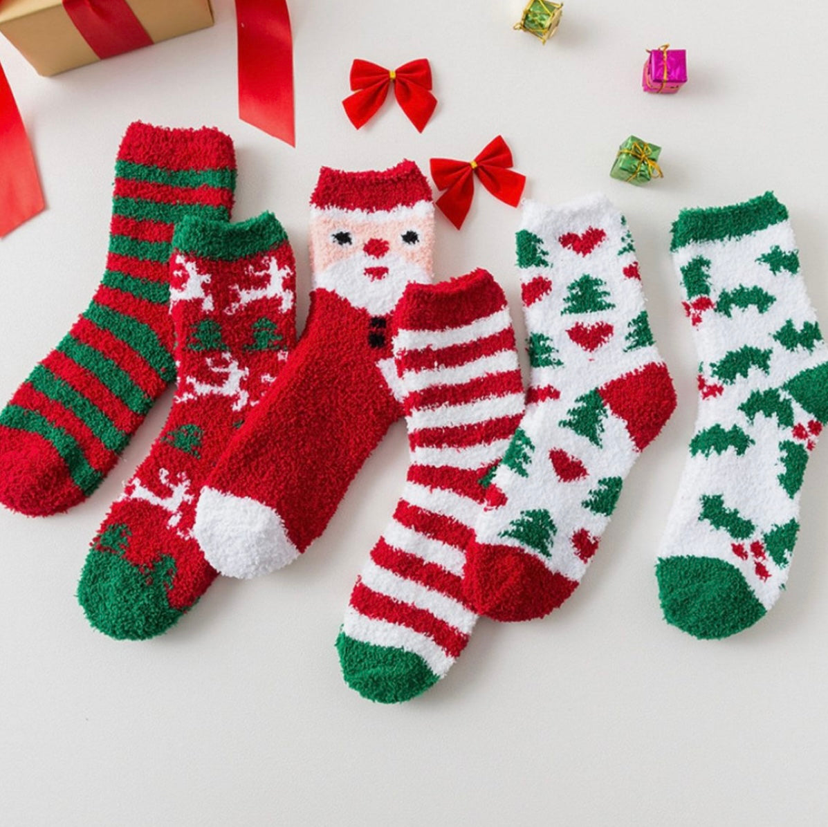 Fluffy Christmas Socks π
π»ππ