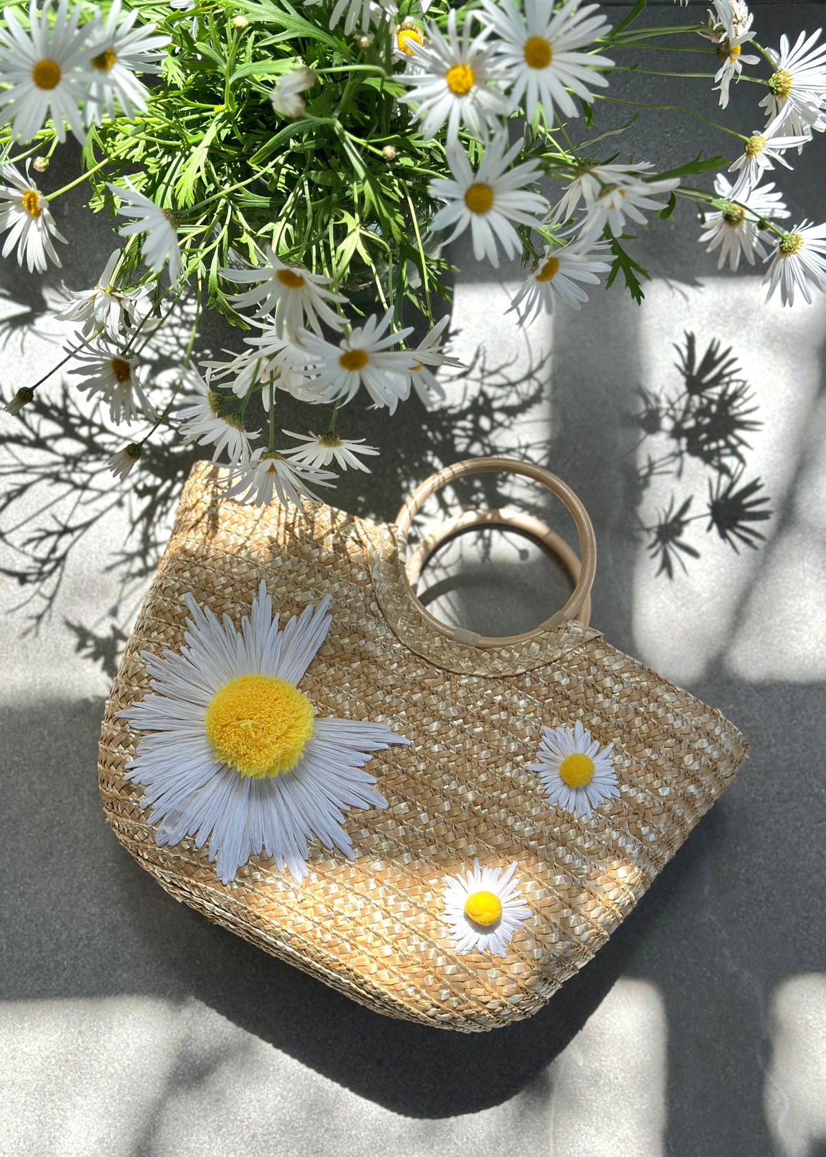 Daisy Straw Bag