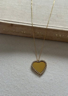 قلادة القلب المتألق