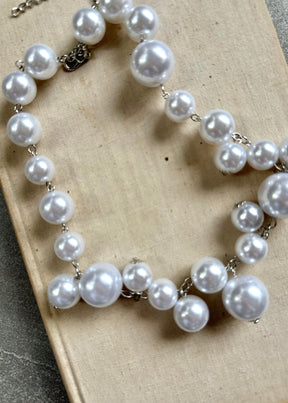 Bruna Pearl Necklace