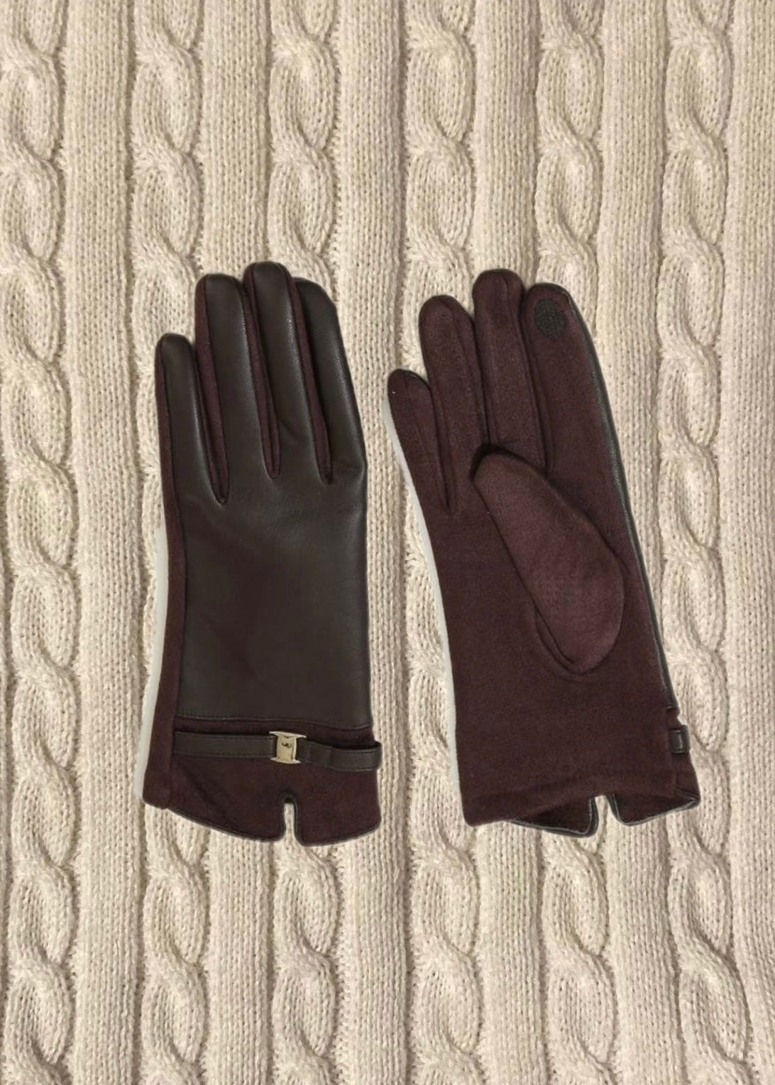 Elizabeth Suede Gloves