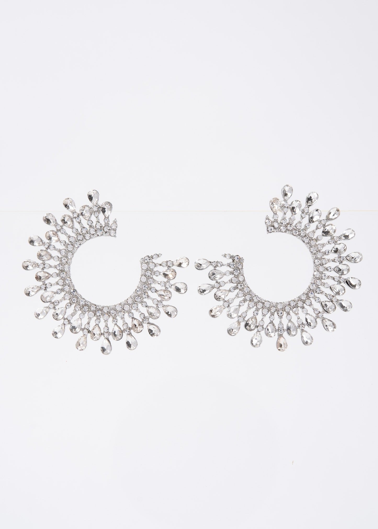 أقراط سيليست