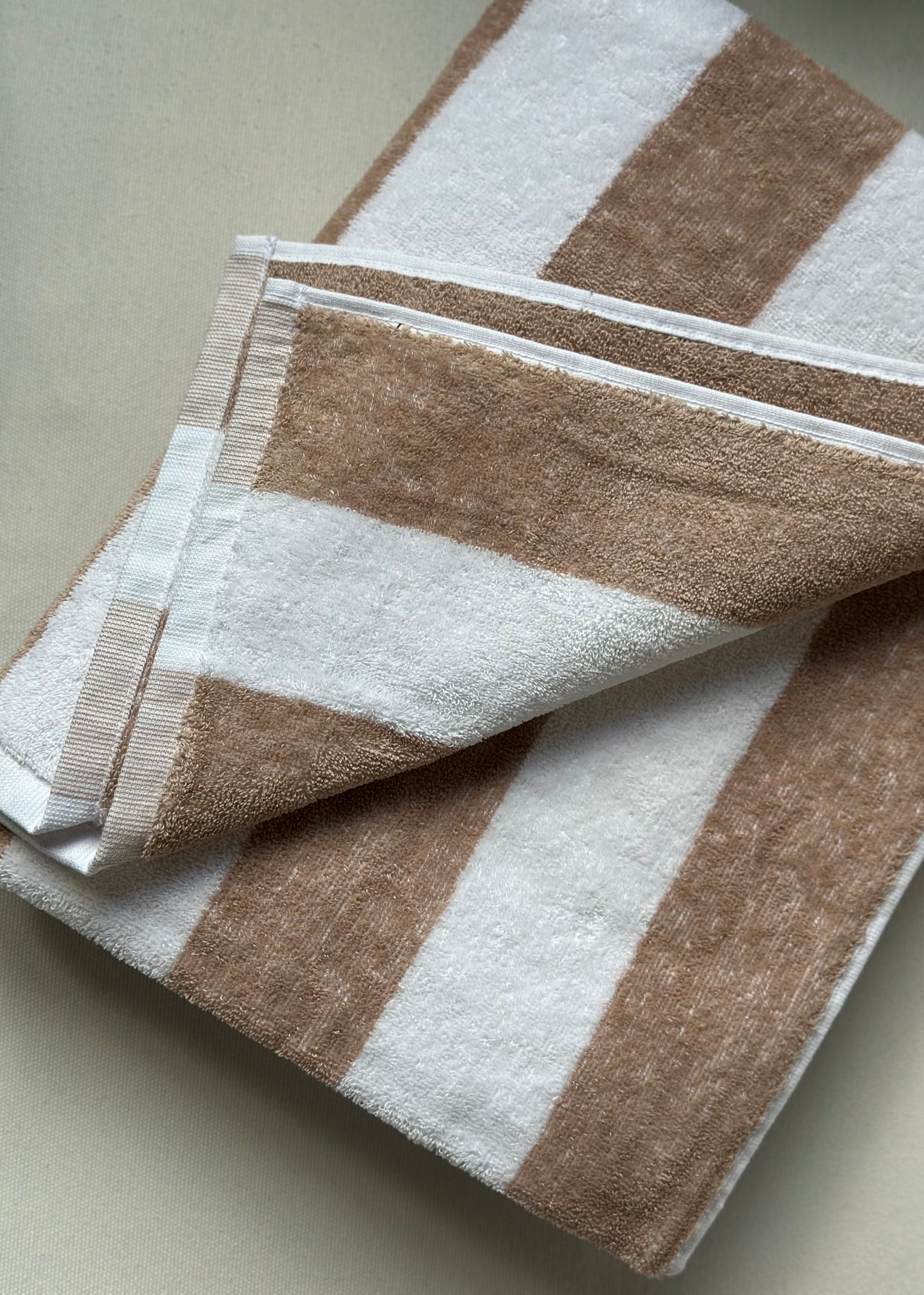 Candy Towel Sable Riviera