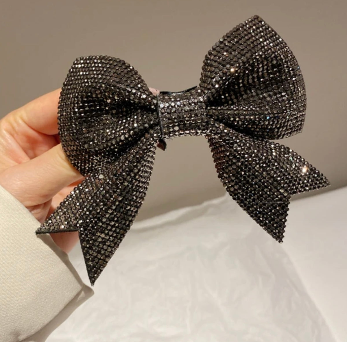 Anastasia Bow Barrette