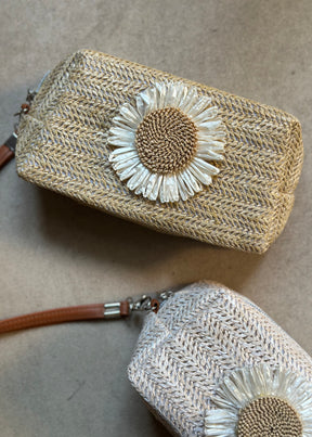 Lillie Straw Pouch